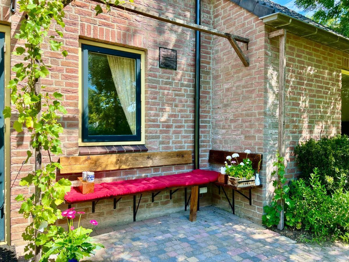 Supergezellig Vakantiehuis Met Hele Grote Tuin Bij Nijmegen Ewijk Экстерьер фото