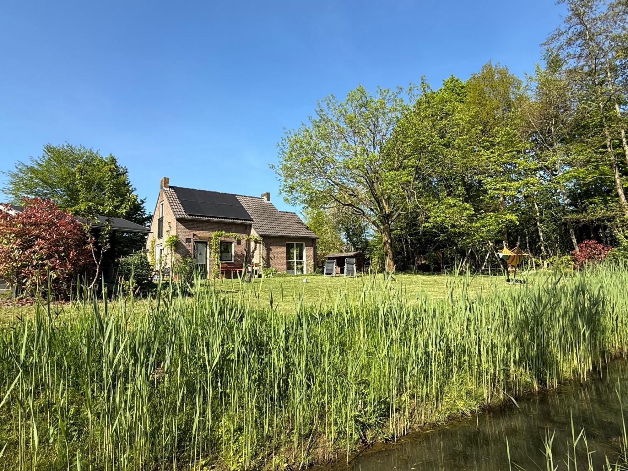 Supergezellig Vakantiehuis Met Hele Grote Tuin Bij Nijmegen Ewijk Экстерьер фото